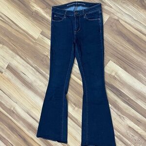 🔥 Early Articles of Society Faith Flare dark wash Jeans - Size 27